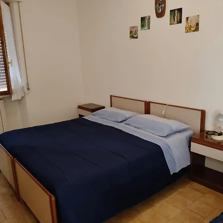 בית הארחה Letizia Traballoni 3*